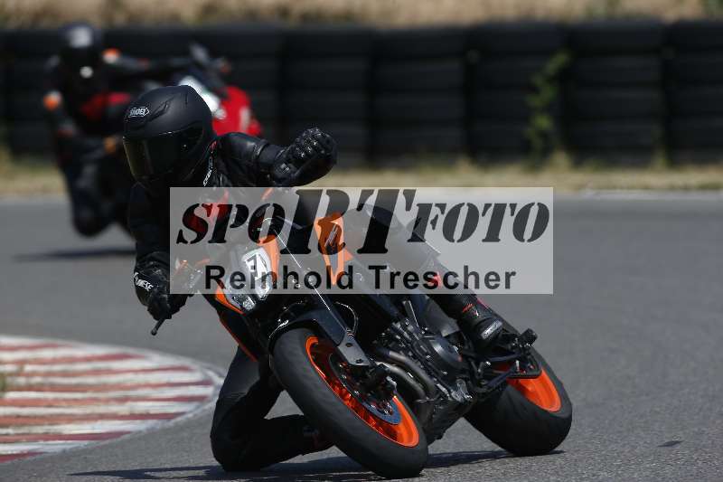 Archiv-2023/28 05.06.2023 Moto Club Anneau du Rhin/blanc-novice/7